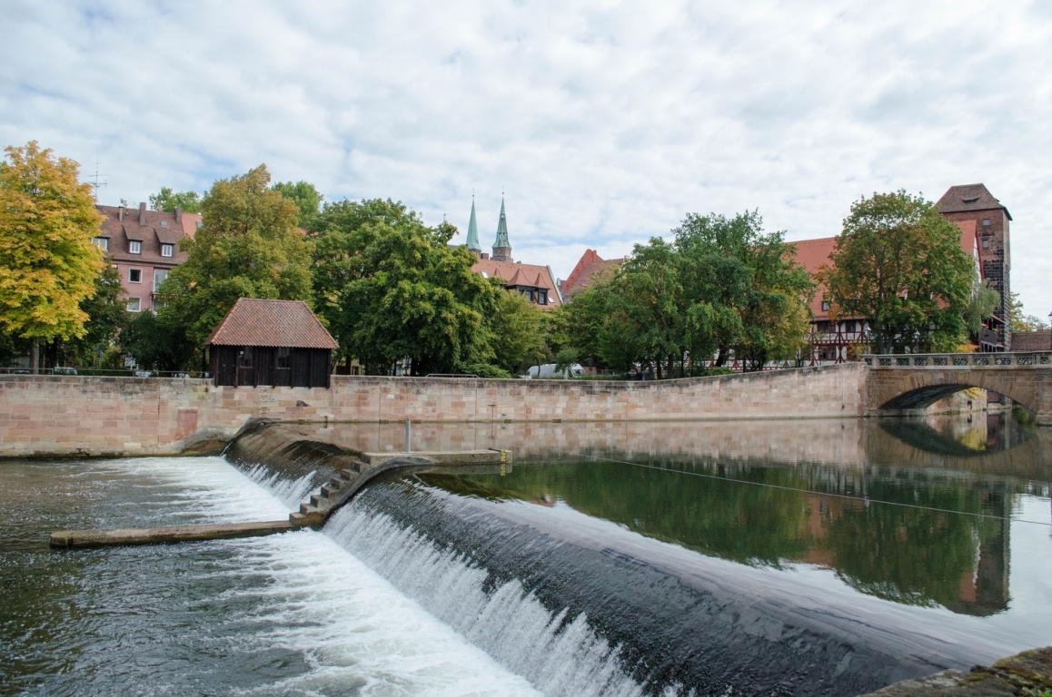 Río que pasa por nuremberg