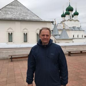 Igor Utesov - Tour Guide
