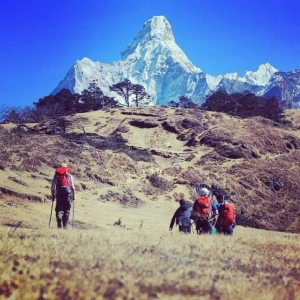 Voyage Humantarian Nepal Trek & Expedition