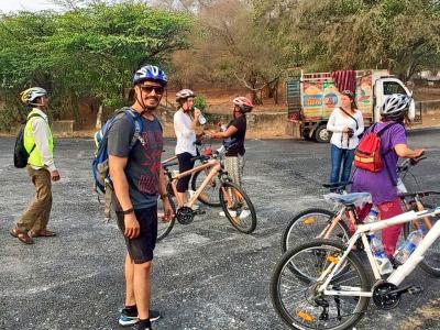 Pedal Through The Criss-Crossed Streets Of Pink City ( Cycle Tour )